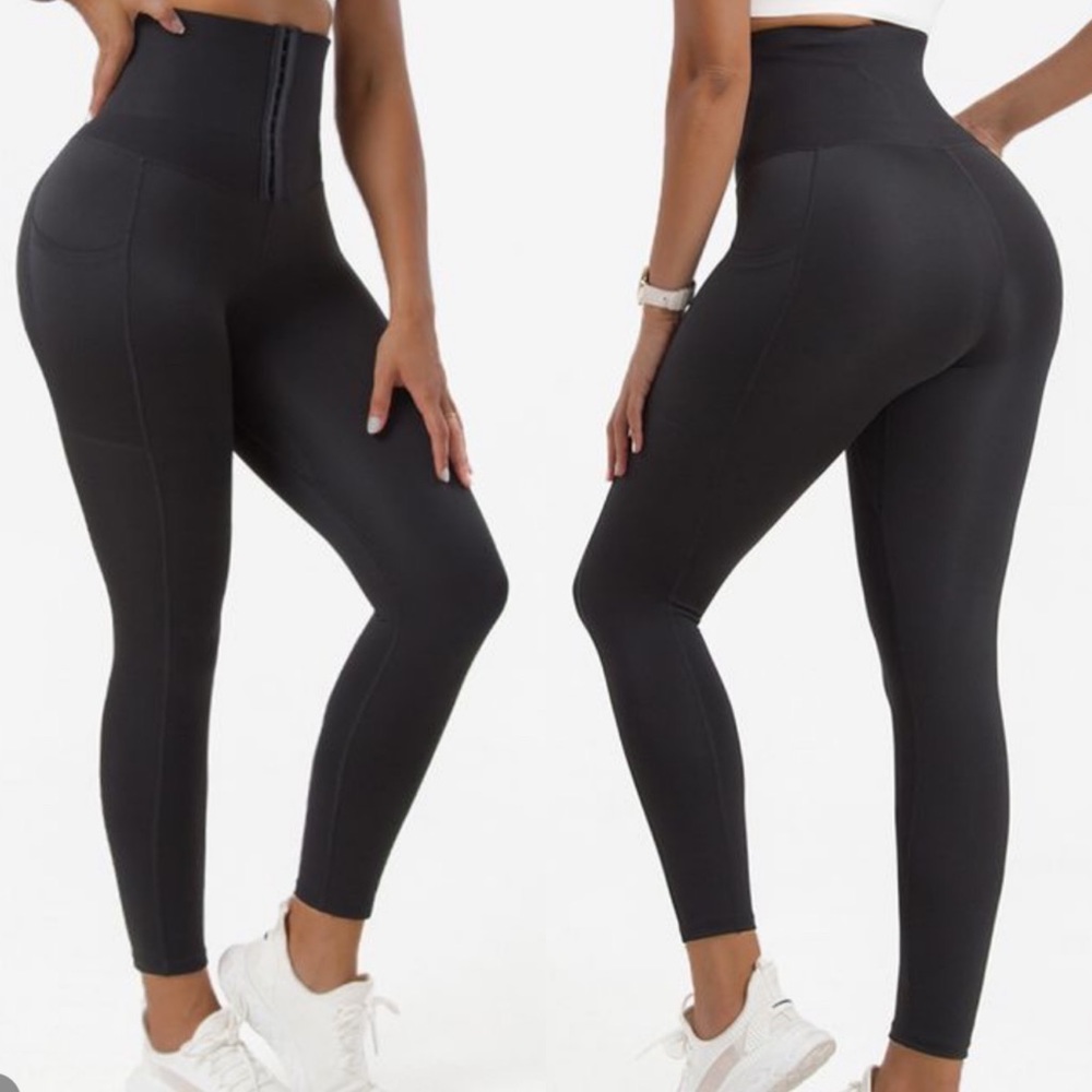 Hook & Eye Waist Cincher Leggings